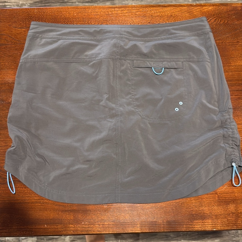 Title Nine Rogue Skort size 10 - Picture 4 of 13